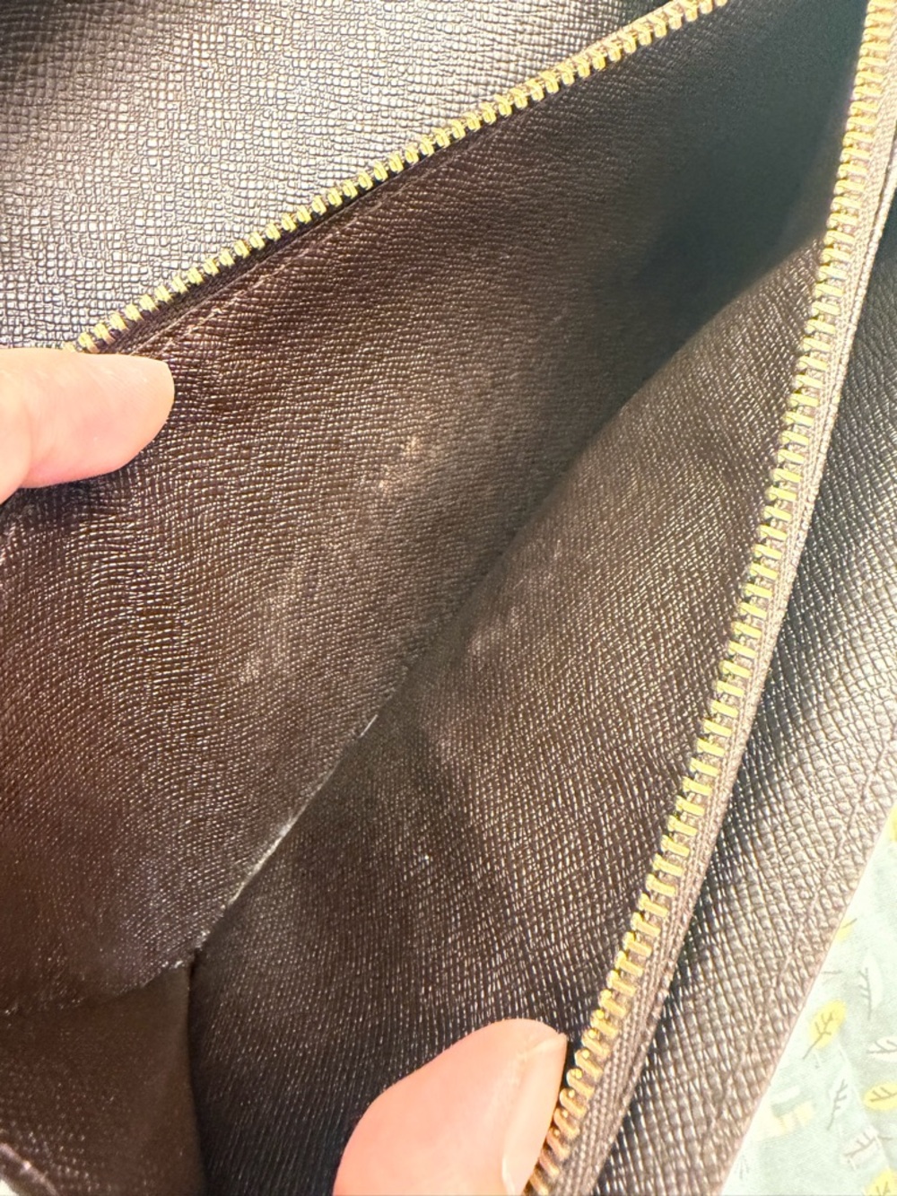 Louis Vuitton Sarah Damier Wallet (PRICE FIRM) - Picture 8 of 16